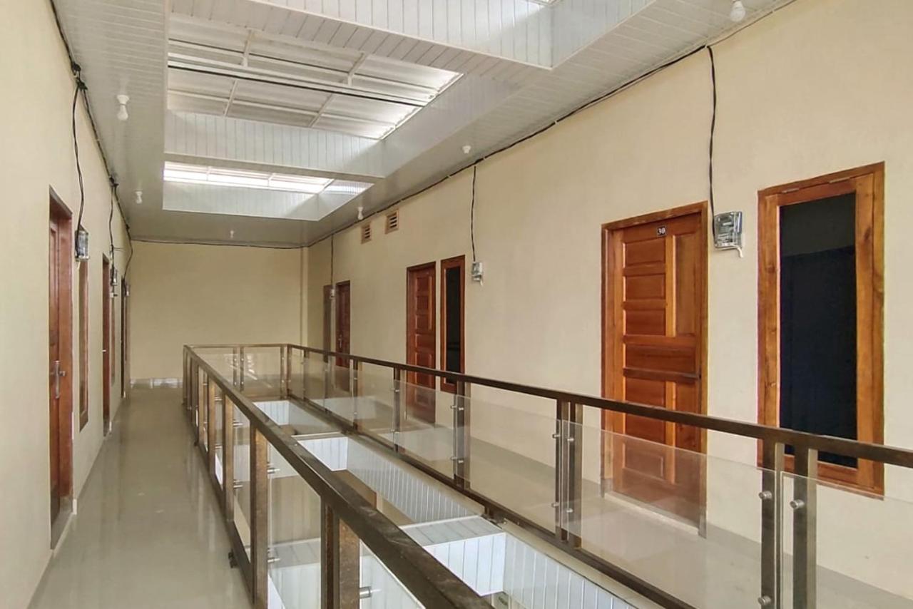 Urbanview Hotel Salsabilah Palembang By Reddoorz Екстер'єр фото