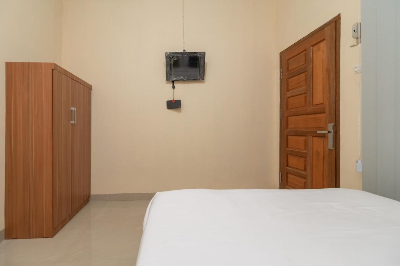 Urbanview Hotel Salsabilah Palembang By Reddoorz Екстер'єр фото